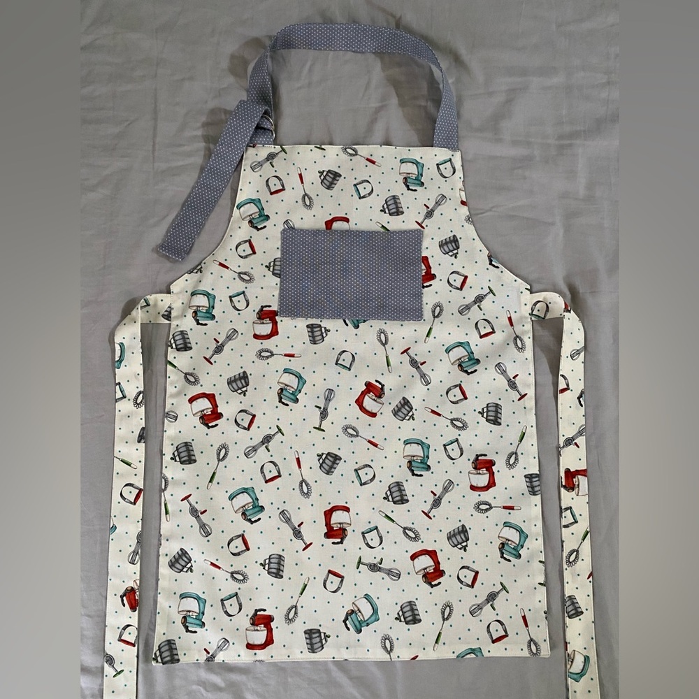 New Child Apron with Pocket - Reversible 2-Sided Custom Made Cooking Baking